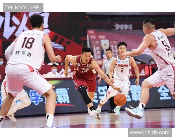 约翰-埃格伯努在CBA比赛中创造新纪录:新星崛起的壮丽篇章